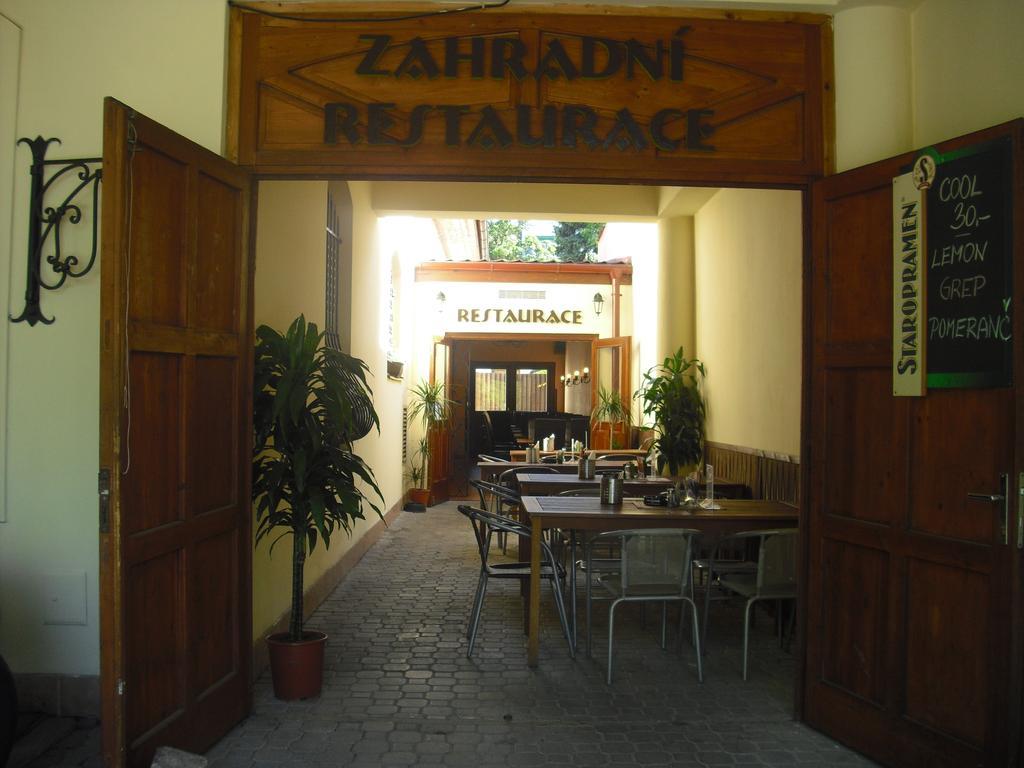 Nová Hospoda - Hotel&Restaurant Praga Exterior foto